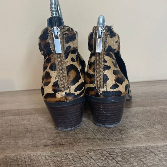 Size 8 Sole Society Cheetah Print Cow Hair Booties ankle shoes - Picture 2 of 7